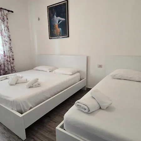 Santi * Vlorë